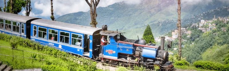 Bagdogra to Darjeeling taxi booking most reasonable taxi with Bagdogra to Darjeeling taxi fare